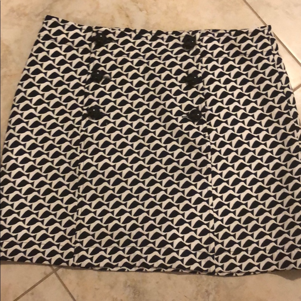 Vineyard vines button front skirt